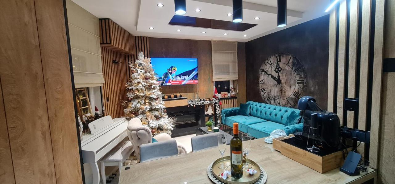 Design Apartment Platinium Spa Lux: Private Wellness Retreat Cuprija Exterior photo